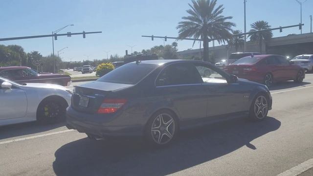 Mercedes C63 AMG 6.2 Burnout - Cars and Coffee! смотреть онлайн