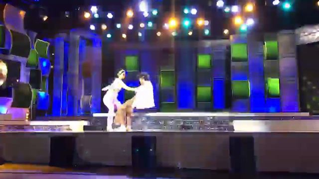 Bailando con las estrellas- Jose Manuel Suarez & Escarlys Gonzalez- Musica Disco años 70 смотреть онлайн