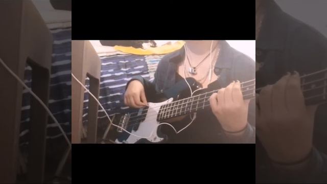 '39 QUEEN - BASS COVER смотреть онлайн