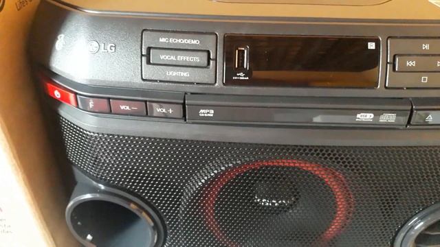 LG OL45 - XBOOM (220W) : Minha opinião. смотреть онлайн