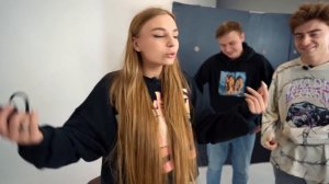 УГАДЫВАЮ СВОЕГО ПАРНЯ ПО ЧАСТЯМ ТЕЛА!