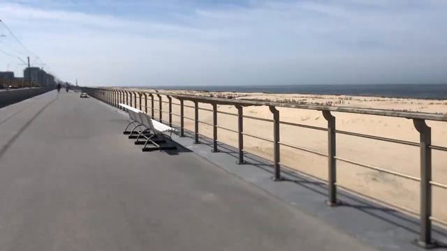 Как отдыхают на берегу Северного моря☀️В тёплый солнечный день☀️апрель2022 Oostende☀️ смотреть онлайн