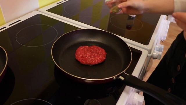Кулинарное веселье #6 | Бургеры | Burgers смотреть онлайн