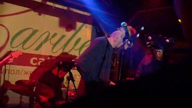 Asian Women on the Telephone - Тасманский Дьявол live смотреть онлайн