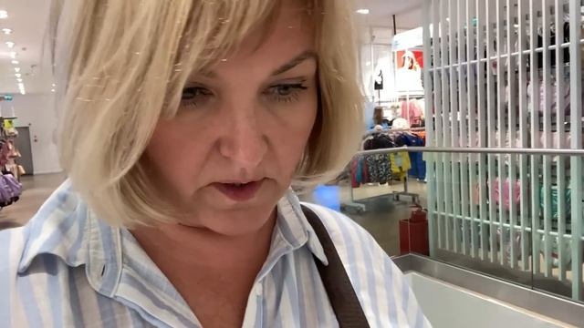 Шопинг с примеркой в Трц ВЕГАС ?️Цены в самых посещаемых магазинах.Распродажа началась смотреть онлайн