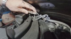 How to clean/replace MAP SENSOR on 2007 VW Touran 1.6 (BSE)