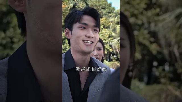 小夥靠賣炸串衛生，想過安穩日子卻受盡羞辱，卸下偽裝第一件事就是辦頂配婚禮，迎娶女總裁佔據她全身，重回人生巔峰！【全網最新大結局】#熱播短劇#逆襲#爽劇 смотреть онлайн