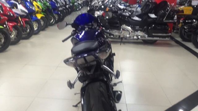 Мотоцикл SUZUKI GSX-R750 V00396 мотосалон Мегамото смотреть онлайн