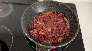 Уйгурское блюдо лагман! Острый жареный лагман ганбян цомян! Готовим лагман дома! #лагман