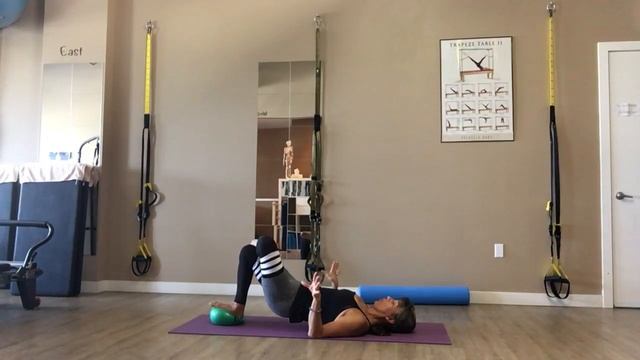 Pilates Athletic Small Ball Flow With Trainer Fiona Hermanutz