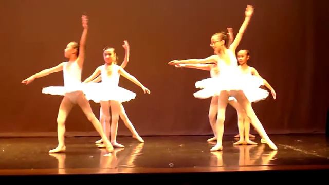 Joyful Steps Concert 2016 - Waltz of the Stars смотреть онлайн