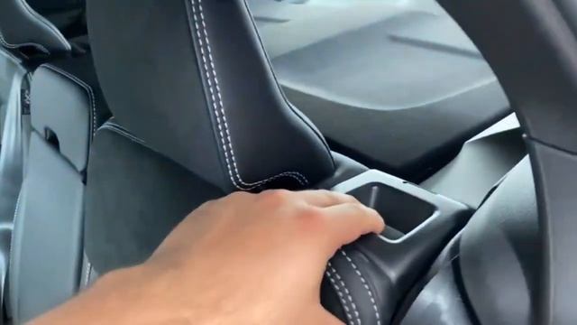Novo Volvo XC40 Plug-in Hybrid R-Design 2022 - Em Detalhes!!! смотреть онлайн