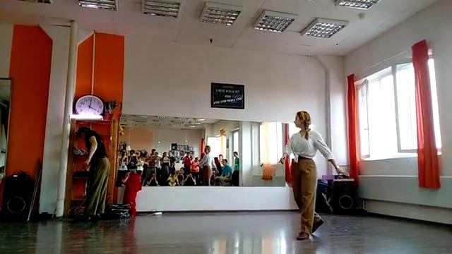 BOOGIE WOOGIE Intermediate.
Ivan Katrunov & Zoryana Kalashnik 2016.03.20 (футворк и верхняя смена) смотреть онлайн