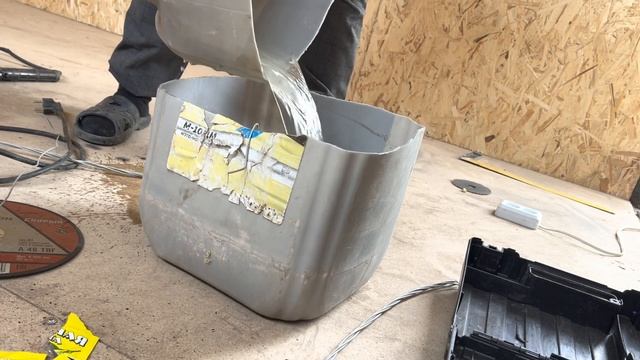 Самый простой способ легко удалить ржавчину плоскогубцами #плоскогубцы смотреть онлайн