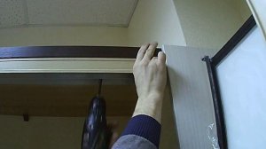 Монтаж раздвижных дверей в проем шкафа.