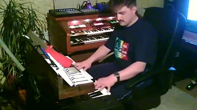Night work in studio. Waldorf Blofeld, Alesis Micron, Eminent and Korg Kaossilator. смотреть онлайн