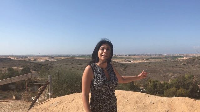 Touring Israel- Gaza border, from the city of Sderot, Israel смотреть онлайн