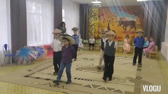 праздник Осени в подготовительной группе "Фантазёры" смотреть онлайн