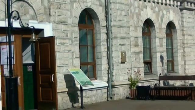 Путешествие к озеру Байкал. Уникальное здание ж.д. вокзала ст. Слюдянка смотреть онлайн