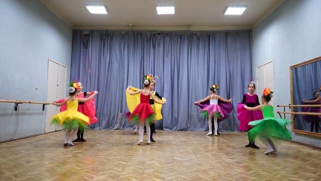 Цветы и бабочки смотреть онлайн