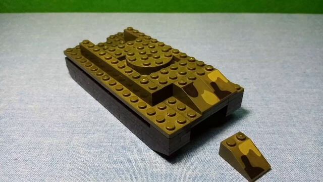 Танк Лев(Lowe tank from the constructor) из конструктора своими руками. Lego tank. смотреть онлайн