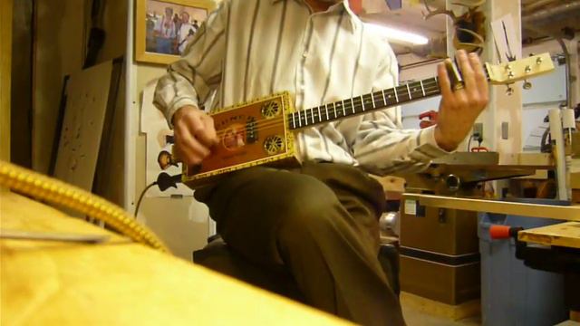 Cigar Box Guitar #1 смотреть онлайн