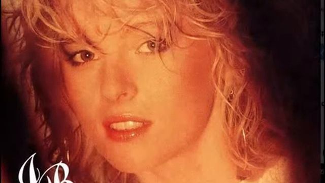 Iveta Bartošová Básníci ( Save Poets Of Love ) смотреть онлайн