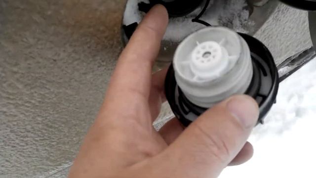 Почему на нексии бензобак засасывает воздух. смотреть онлайн