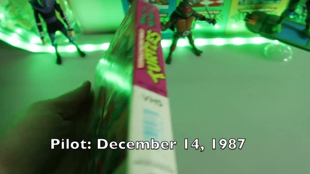 Teenage Mutant Ninja Turtle Display Case Returns! (Vlog 575) смотреть онлайн