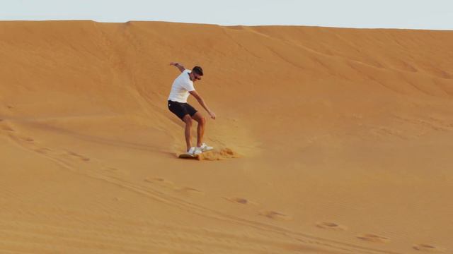 Сафари на джипах в самой дорогой пустыне мира! смотреть онлайн