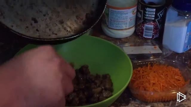 Салат из куриной печени и фасоли(пятиминутка). смотреть онлайн