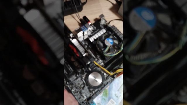 Материнская плата Asus Z97-A смотреть онлайн