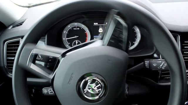 ŠKODA OCTAVIA - системы активной и пассивной безопасности