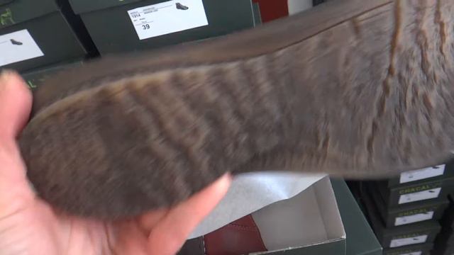 Демисезонные женские ботинки.