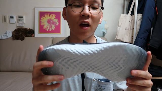 (English subtitle)Nike React 리액트 개봉기!!이상화 선수님이 신는다며??그래서 나도 신어 보았다!!리액트 러닝화 착화기 смотреть онлайн