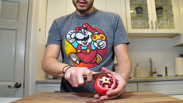 HOW TO OPEN A POMEGRANATE смотреть онлайн