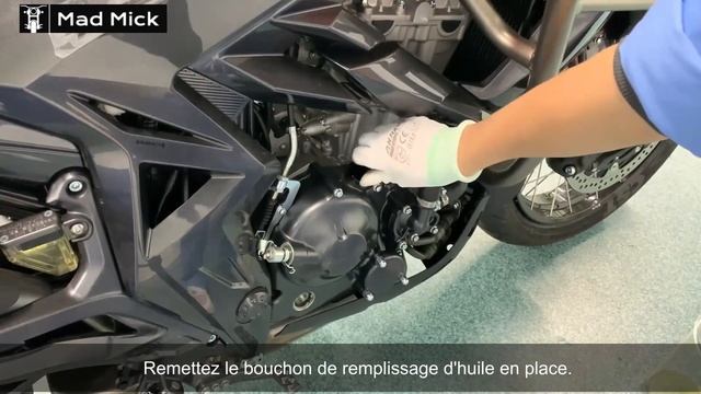 ZONTES 350T OIL AND FILTER CHANGE SPANISH SUBTITLES D.I.Y. смотреть онлайн