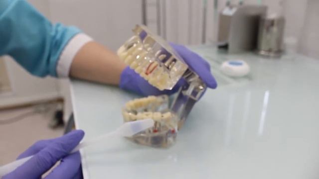 Как правильно чистить зубы - инструкция от стоматологии "Дентал Арт" смотреть онлайн