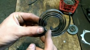 Ремонт стартера мотокосы (лопнула пружина). Бензокоса не заводится