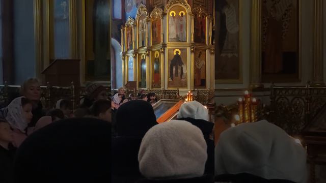 Богослужение.Святитель Николай Чудотворец.Тропарь.Хор Богоявленского собора смотреть онлайн