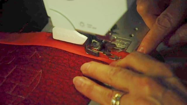 Two Colored Binding смотреть онлайн