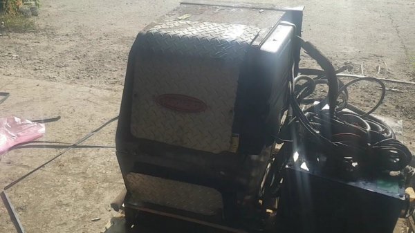 Дальнобой на Volvo VNL. Купил APU. Новые колеса (Часть 1)