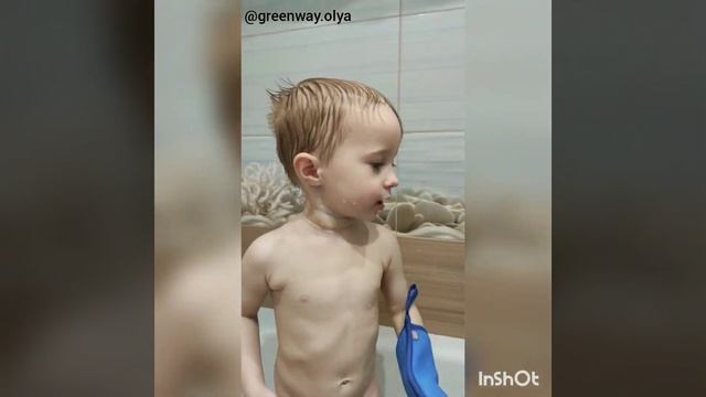 Попу мыть нужно каждый день! Варежка-мочалка для душа смотреть онлайн