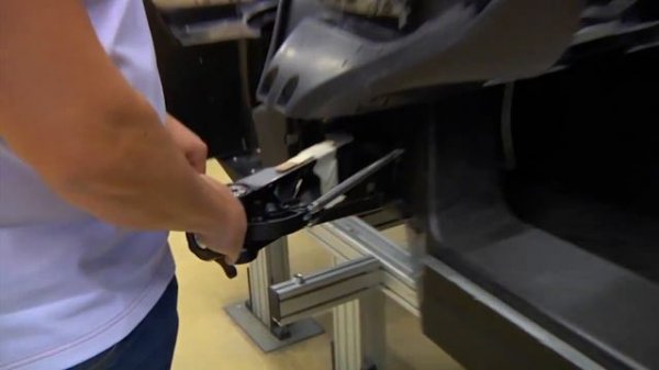 Christian explains the Koenigsegg door-hinge artwork