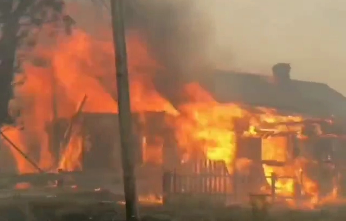 Лесные пожары в Карелии: горят поселки, идёт эвакуация#Karelia #Russia #forestfire