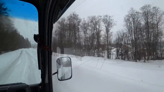 ДАЧНИКИ ПОЕХАЛИ. ПОВЁЗ СТАРИННУЮ МЕБЕЛЬ БАБУШКЕ НА ДАЧУ. Слушаем интересные истории от бабушки. смотреть онлайн