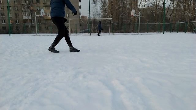 ОБУЧЕНИЕ КРУЧЕНОМУ УДАРУ В ФУТБОЛЕ. смотреть онлайн