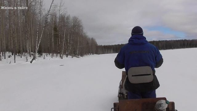 Завозим лодку и печь в избу смотреть онлайн