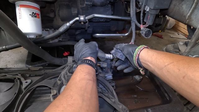 MK4 Golf Radiator replacement...ALL this for a radiator? смотреть онлайн