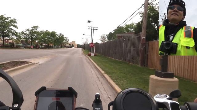 eBike Ride To Randhurst Shopping Center via Prospect Heights Trail - RadRover eBike смотреть онлайн